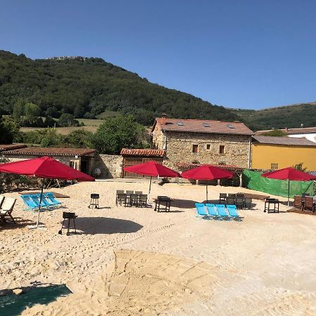 El Valle Perdido Casas Rurales Revelillas Exterior foto